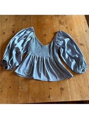 NWOT Chaser Stretch Silky Top Light Blue Size Small Smocked Bodice